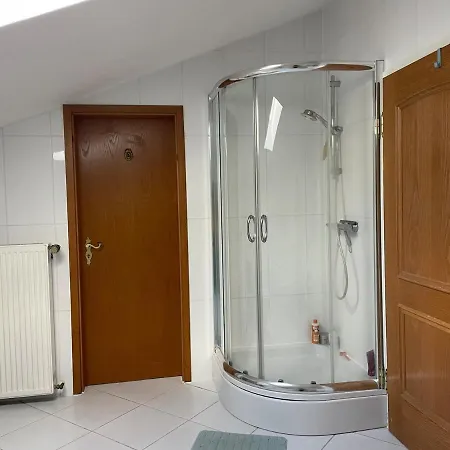 Dachwohnung Mit Blick Auf Den Wagenberg Apartment *