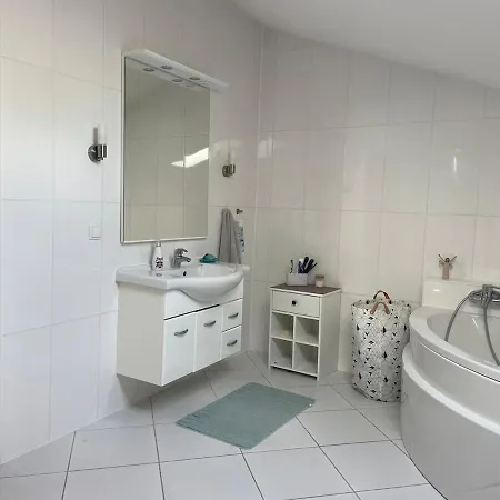 Dachwohnung Mit Blick Auf Den Wagenberg Daire