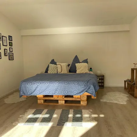 Daire Dachwohnung Mit Blick Auf Den Wagenberg Furth (Hessen)