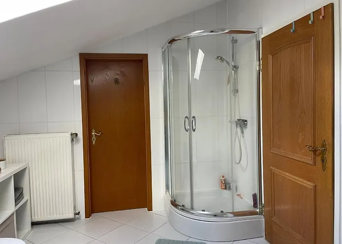 Dachwohnung Mit Blick Auf Den Wagenberg Διαμέρισμα *